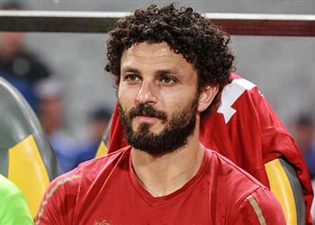 حسام غالي يظهر في الأهلي