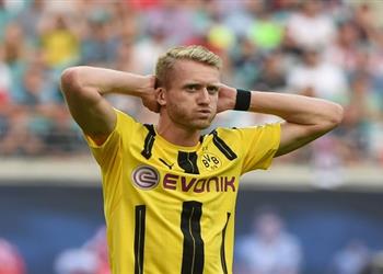 بوروسيا دورتموند يتخذ قرار ا جديد ا تجاه شورله