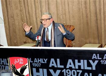 عدلي القيعي يكشف أسباب تراجع الأهلي عن ضم صفقتي الزمالك وموقف سموحة