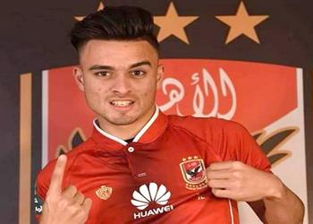 الأهلي والزمالك في الميركاتو الشتوي تحذيرات وسخرية ومفاجآت مدوية