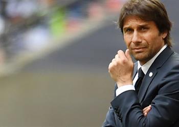 كونتي يكشف موقفه من قيادة المنتخب الإيطالي