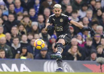 مدرب ليستر سيتي لا أفكر في رياض محرز