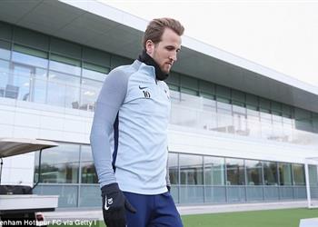 لاعب توتنهام السابق ينصح هاري كين بالرحيل إلى ريال مدريد