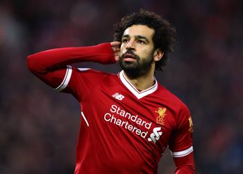 جماهير ليفربول تتغنى بـ الملك محمد صلاح الأفضل من ميسي