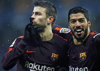 الكشف عن عقوبة بيكيه بسبب إشارته لجماهير إسبانيول