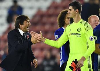 كورتوا يدعم كونتي ضد الانتقادات