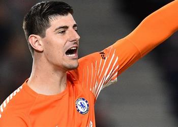 كورتوا يمنح الأمل لريال مدريد