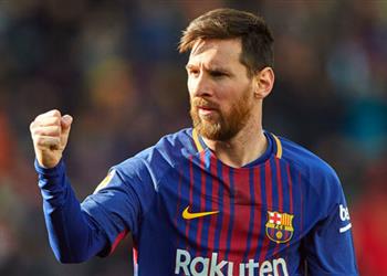 ميسي يطلب من برشلونة التعاقد مع هدف ريال مدريد