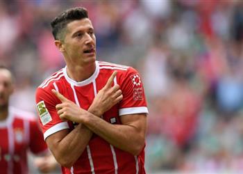 ليفاندوفيسكي يعلق على أنباء اقترابه من ريال مدريد