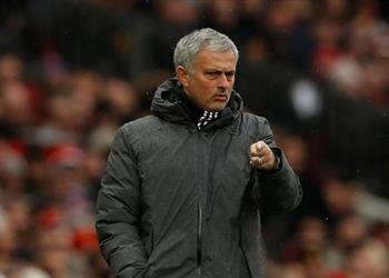 مانشستر يونايتد ي راقب هدف برشلونة السابق