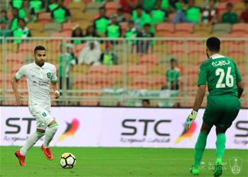 فيديو مؤمن زكريا ي شارك في فوز الأهلى على الفيصلي بتواجد صالح جمعة