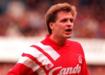 أسطورة ليفربول يكشف قلقه تجاه تألق محمد صلاح