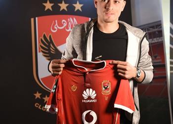 مصدر بالأهلي يكشف مفاجأة في عقد صلاح محسن