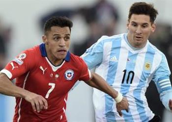 سانشيز يكشف رد فعل ميسي بعد إهداره ركلة جزاء أمام تشيلسي