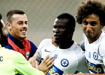 فيديو عمرو وردة يصنع هدف أتروميتوس أمام أولمبياكوس