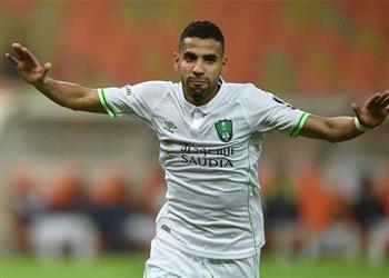 مؤمن زكريا بديل ا مع أهلي جدة أمام تراكتور في دوري أبطال آسيا