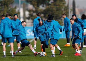 فيديو ريال مدريد يحفز لاعبيه بطريقة جديدة في التدريبات قبل مواجهة سان جيرمان