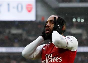 أرسنال يفقد خدمات لاكازيت 6 أسابيع