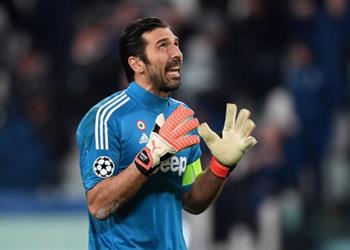 مهاجم بايرن ميونيخ يوفنتوس لن يتوج بدوري الأبطال بوجود بوفون