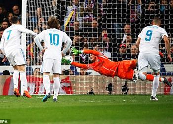 فيديو صحيفة آس تشكك في صحة ركلة جزاء ريال مدريد أمام سان جيرمان