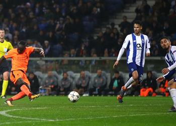 ماني ي شيد بمحمد صلاح وفيرمينو بعد الفوز على بورتو بخماسية