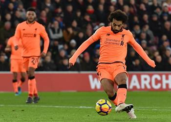 هل يستطيع محمد صلاح كتابة التاريخ في الدوري الإنجليزي بقدمه اليسرى