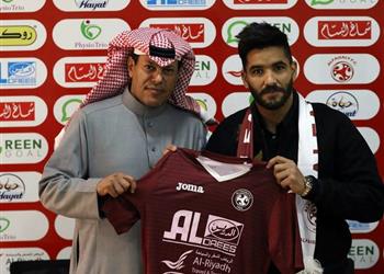صالح جمعة أساسي ا مع الفيصلي أمام أحد في الدوري السعودي