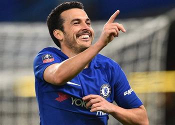 بيدرو من الصعب إيقاف ميسي الأفضل في العالم