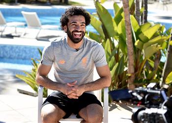 محمد صلاح يشيد بدور زملائه وكلوب في تطويره مع ليفربول