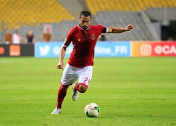 خاص لجنة الكرة بالأهلي تناقش شرط أحمد فتحي للتجديد