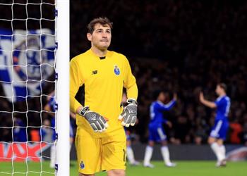 كاسياس على أعتاب الكالتشيو