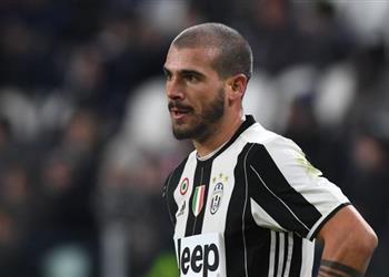 وكيل ستورارو يحسم مستقبله في يوفنتوس