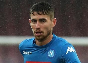 وكيل هدف مانشستر يونايتد يفتح باب الرحيل عن نابولي