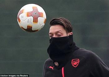 فينجر يكشف هوية حارس أرسنال أمام مانشستر سيتي وموقف أوزيل من المشاركة