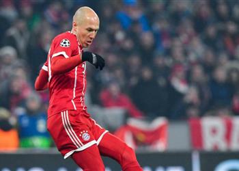 روبن يثير الجدل بعد جلوسه على الدكة أمام بشكتاش