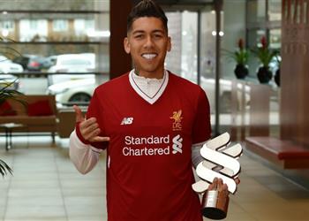 فيرمينو يتفوق على محمد صلاح بالتتويج بجائزة لاعب الشهر في ليفربول