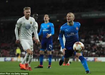 أسطورة مانشستر يونايتد يفتح النار على ويلشير بعد هزيمة آرسنال