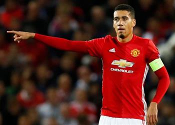 سمولينج على رادار إيفرتون في الصيف