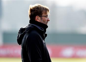 كلوب يتهرب من التعليق على مستوى محمد صلاح مستشهد ا بميسي