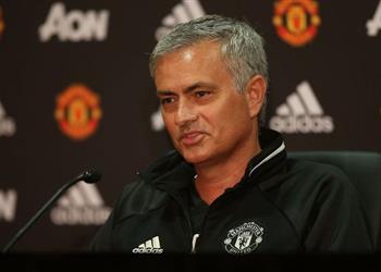 مانشستر يونايتد يسعى خلف هدف برشلونة السابق