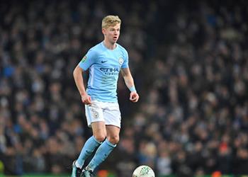 لاعب مانشستر سيتي يعترف بكرهه لزميله دي بروين