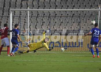 خاص مدافع سموحة يكشف حقيقة مفاوضات الأهلي