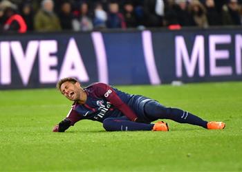 إيمري يكشف موقف نيمار من مواجهة ريال مدريد بعد الإصابة القوية أمام مارسيليا