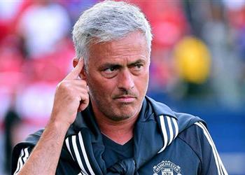 صفقة دفاعية تشعل المنافسة بين برشلونة وريال مدريد ومانشستر يونايتد