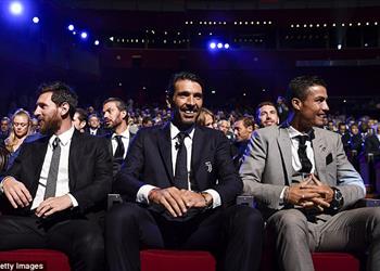 بوفون يختار المهاجم الأفضل مستبعد ا ميسي ورونالدو ويعلق على خليفته