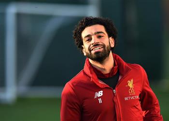 فرانس فوتبول ترشح محمد صلاح لجائزة في فبراير