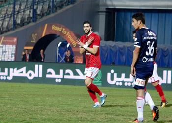 ازارو يعلن سبب تفضيل الأهلي على أندية أوروبا ويفسر إشارة الـ33