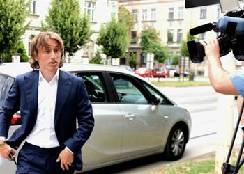 مودريتش مهدد بالسجن بسبب شهادة زور