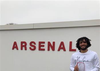 محمد النني يوجه رسالة لجماهير أرسنال بعد تتويجه بجائزة جديدة