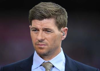 جيرارد يكشف سبب تألق محمد صلاح في ليفربول وفشله مع تشيلسي